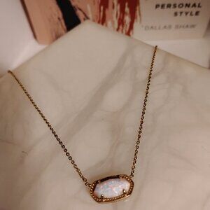 EUC Opal Kendra Scott Necklace W/ Goldtone Chain